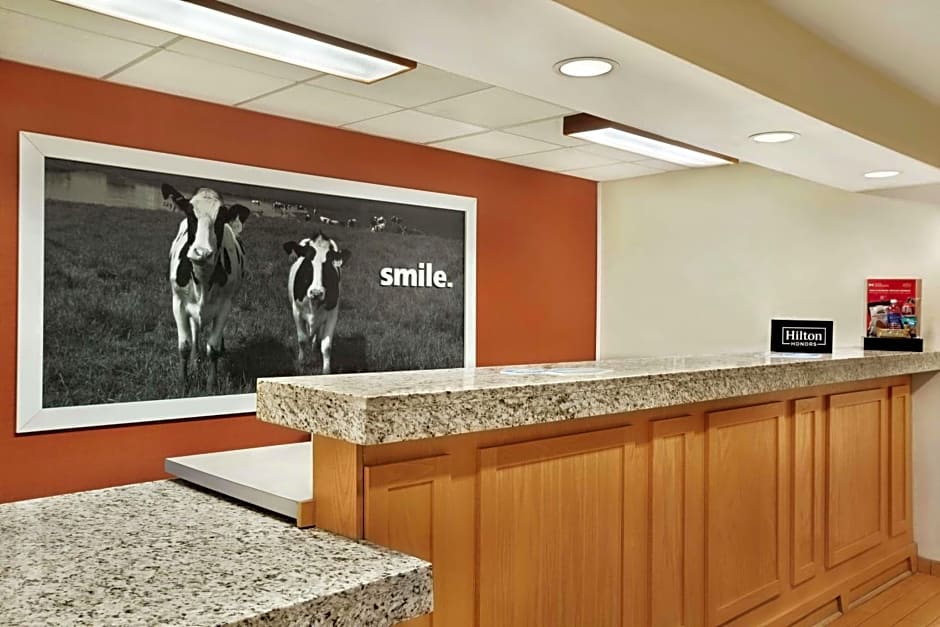 Hampton Inn By Hilton Shawnee