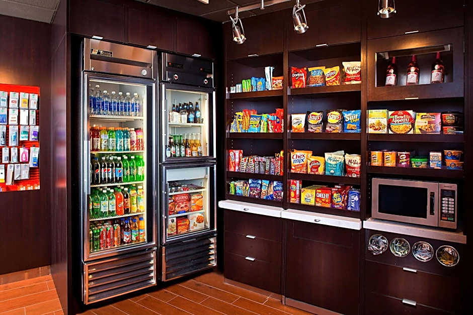 Courtyard by Marriott Covington / Mandeville