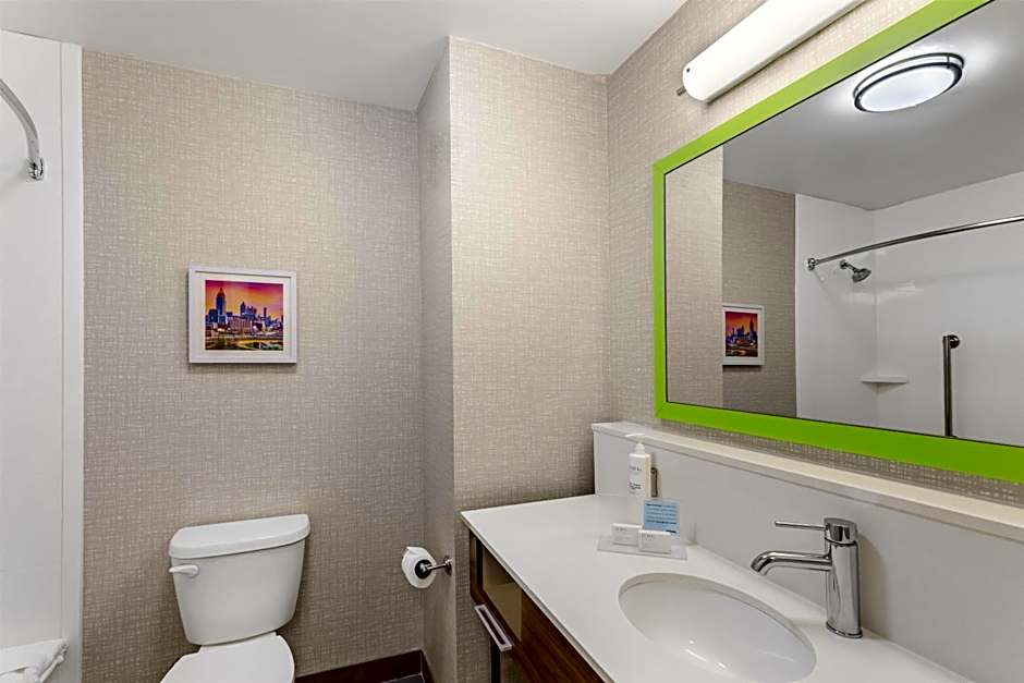 Hampton Inn & Suites Atlanta Airport West/Camp Creek Parkway