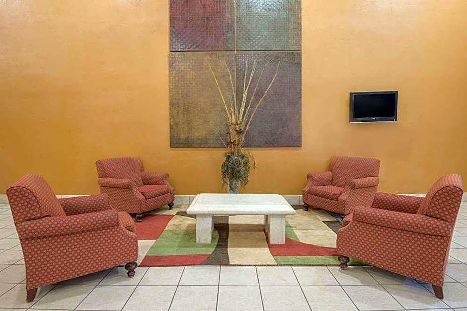 Howard Johnson Inn Salina