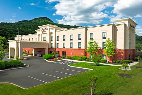 Hampton Inn By Hilton Kimball