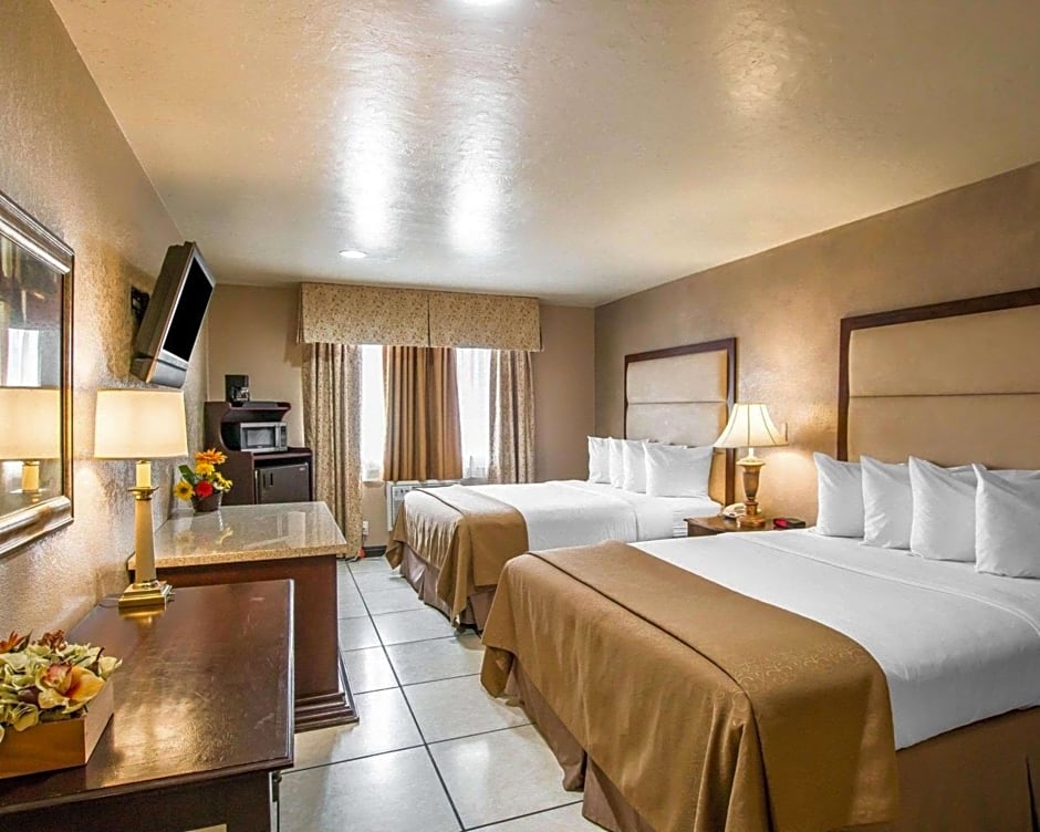 Hotel Baja San Diego