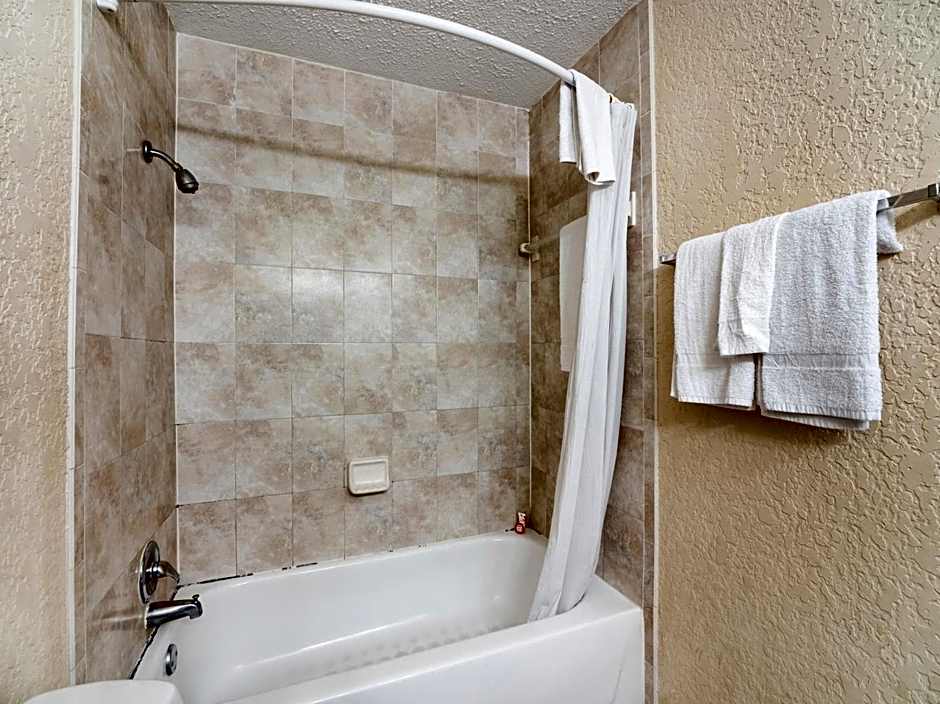 OYO Hotel & Apartments Houston Galleria