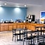 Days Inn & Suites by Wyndham Santa Rosa