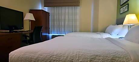 Queen Room with Two Queen Beds - Non-Smoking