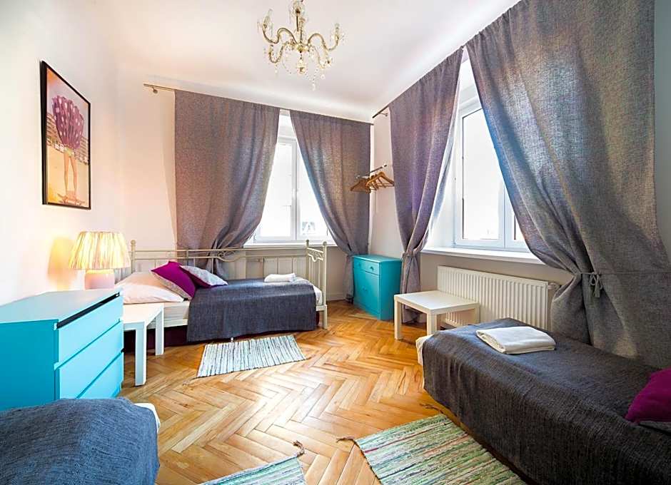 Old Town Kanonia Hostel & Apartments