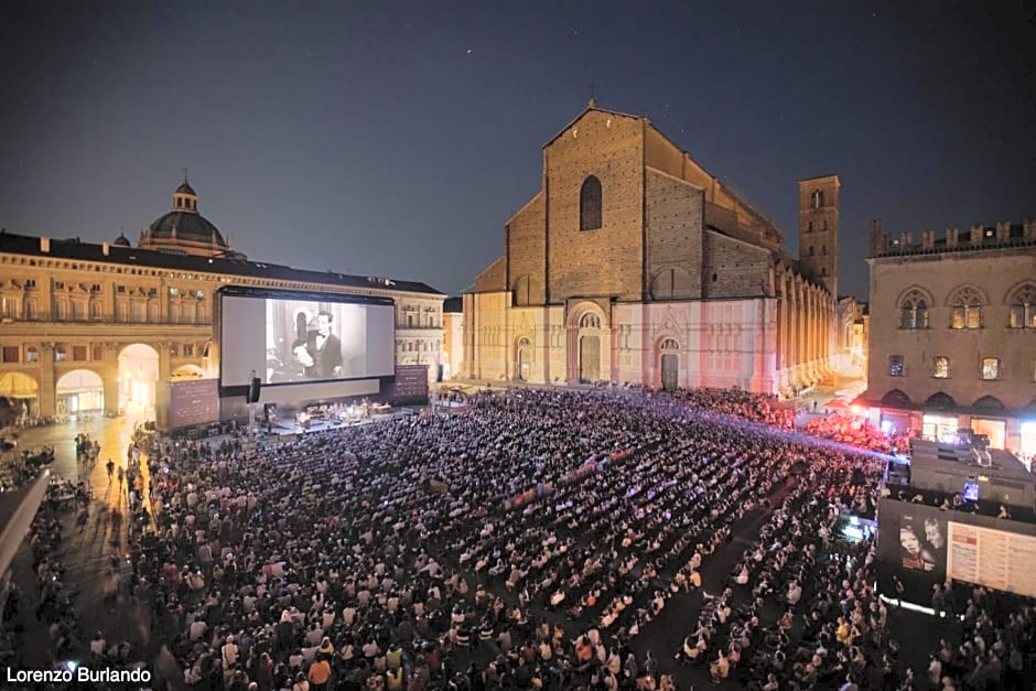 Gran Suite Piazza Maggiore - T&T communications