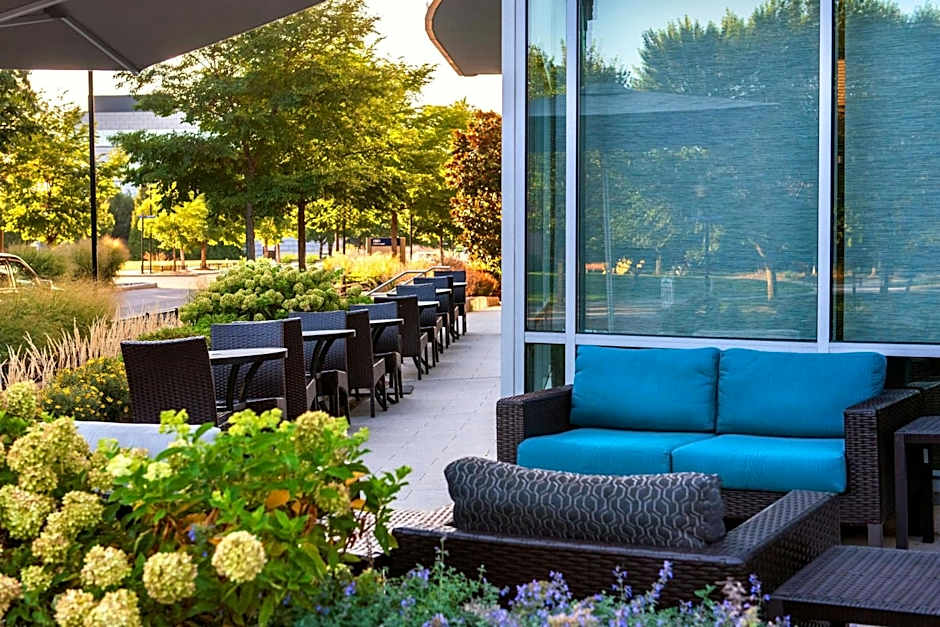 Courtyard by Marriott Philadelphia South at The Navy Yard