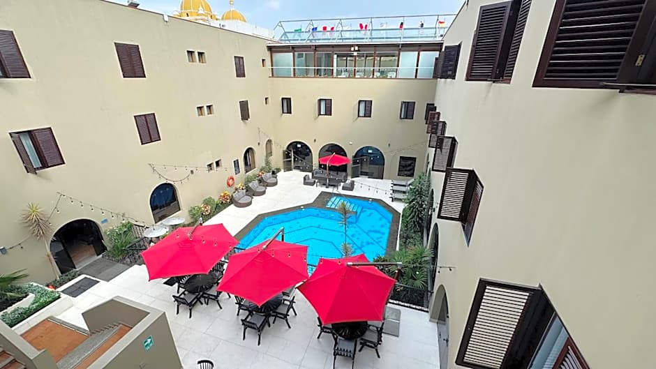 Costa del Sol Trujillo Centro