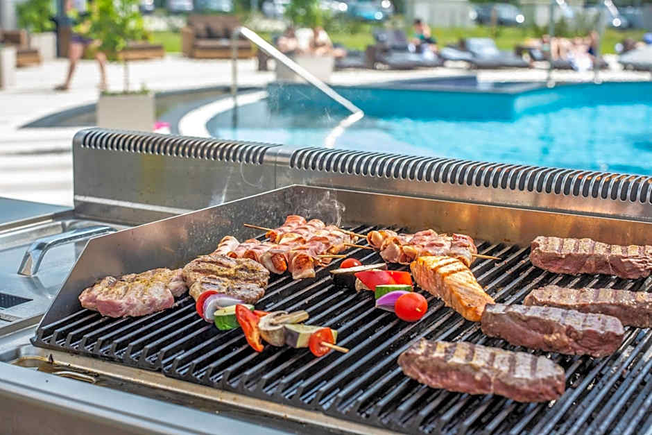 Aura Hotel Adults Only