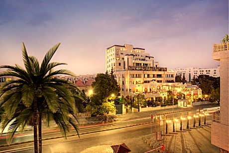 The House Boutique Suites