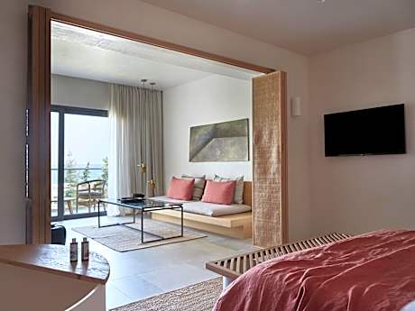 Superior Bungalow Suite with Sea View