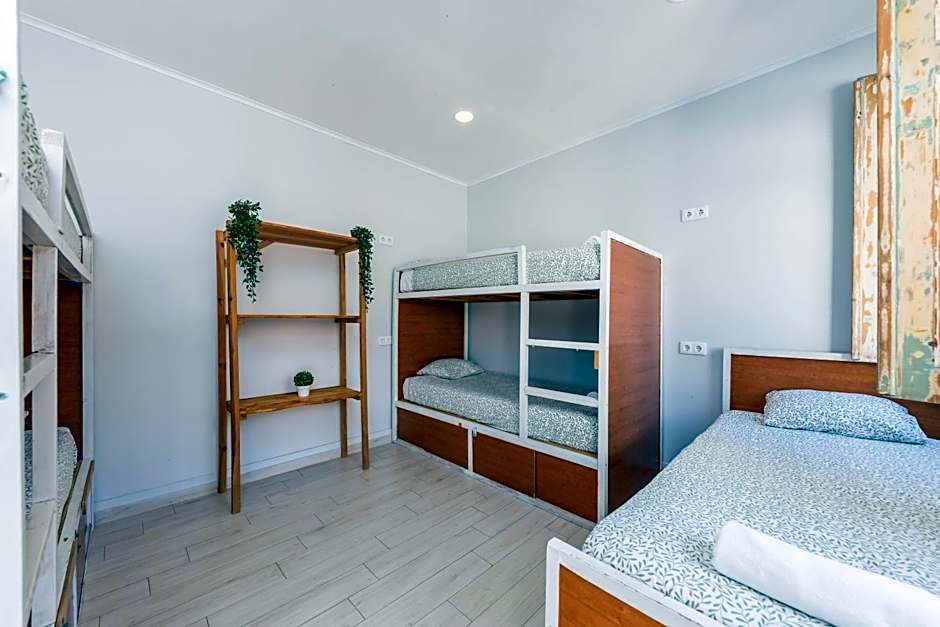 Kali Vice Surf Villa