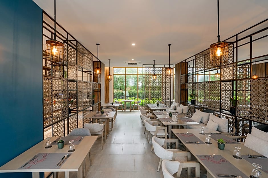 Bella Nara Phuket Naiyang Beach