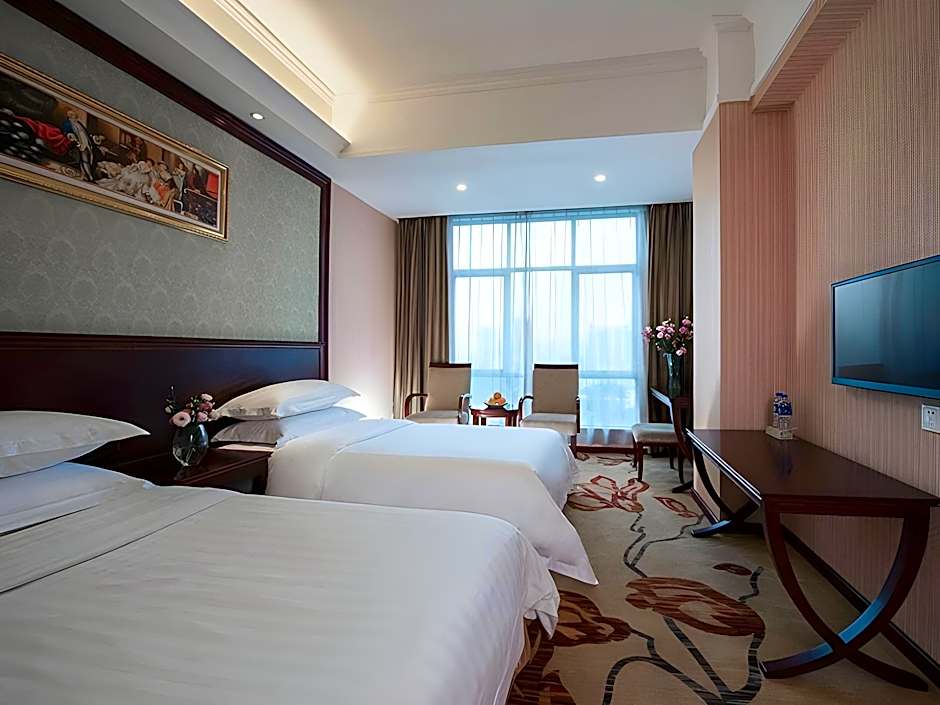 Vienna Classic Hotel Guangzhou Shaheding Metro Station