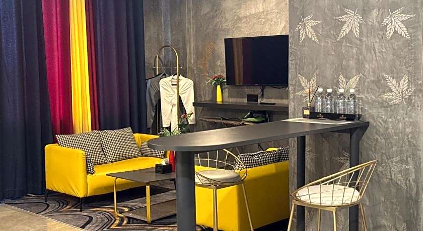 Sri Indar Hotel & Suites