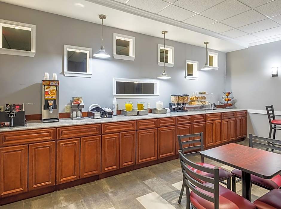 Red Roof Inn Fulton
