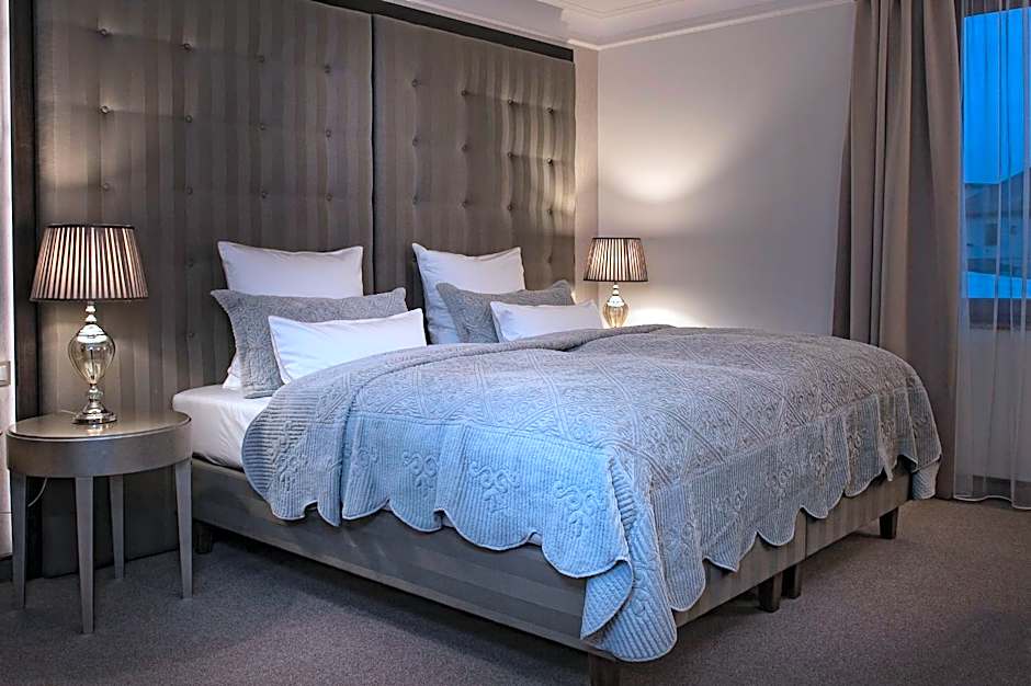 Villa Plaza Boutique Hotel & Spa