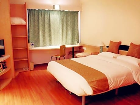 Xian Chenggong International Hotel (Xian Ibis Hotel)