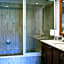 2 Bed 2 Bath, plus one den at Playa Royale Condo 3508, Free WIFI