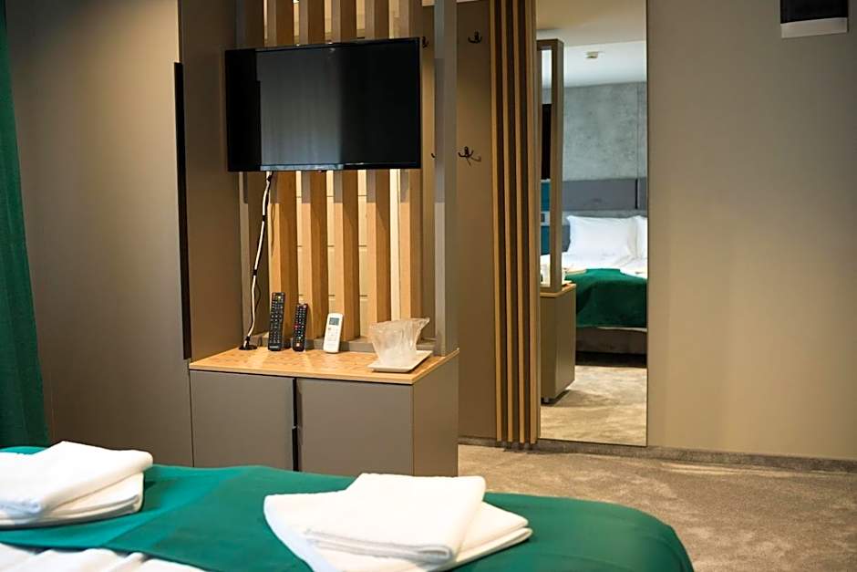 Hotel Plutitor Lebăda