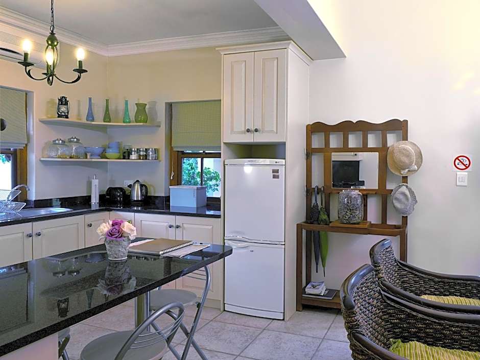 Petit Plaisir Cottage