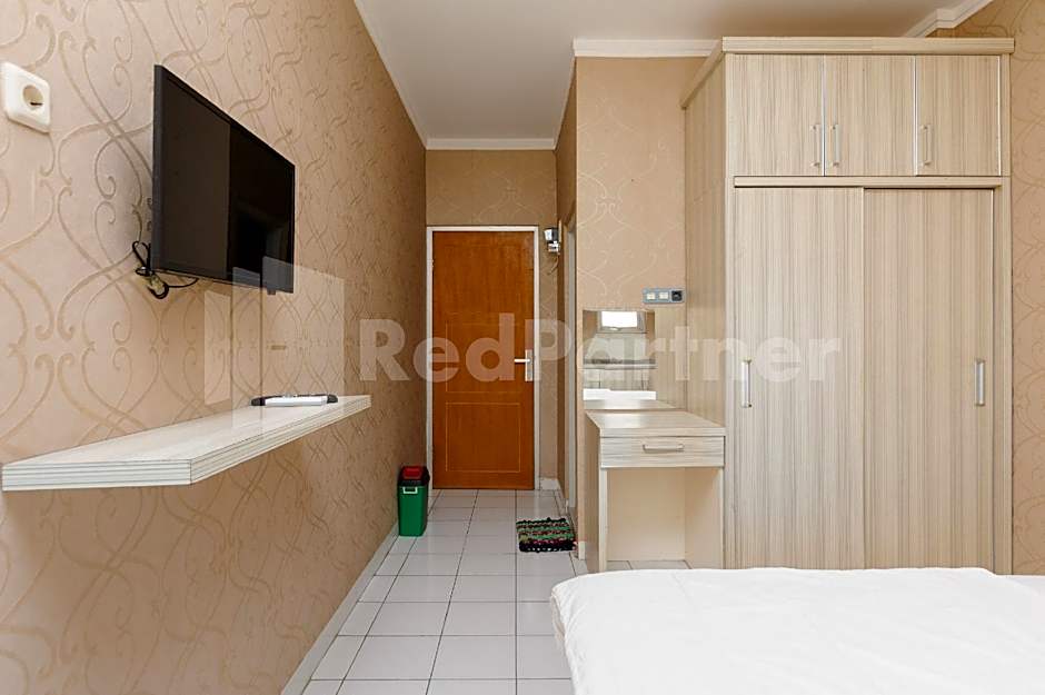 Tanres House Syariah Cilandak Mitra RedDoorz