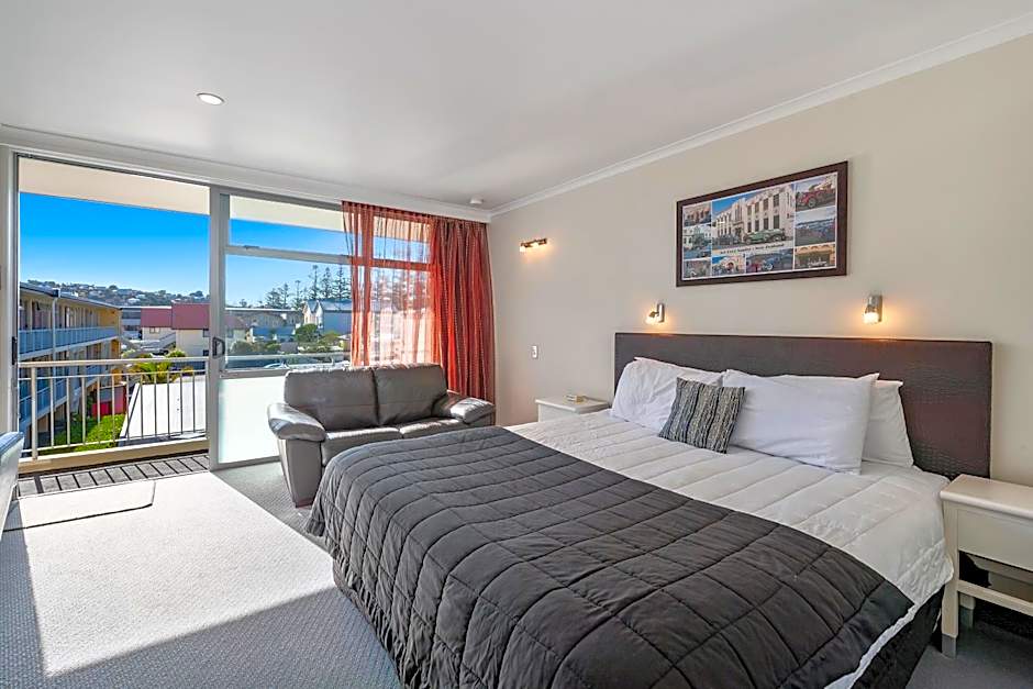 Photo 1 of 3 of Studio 1 King Bed