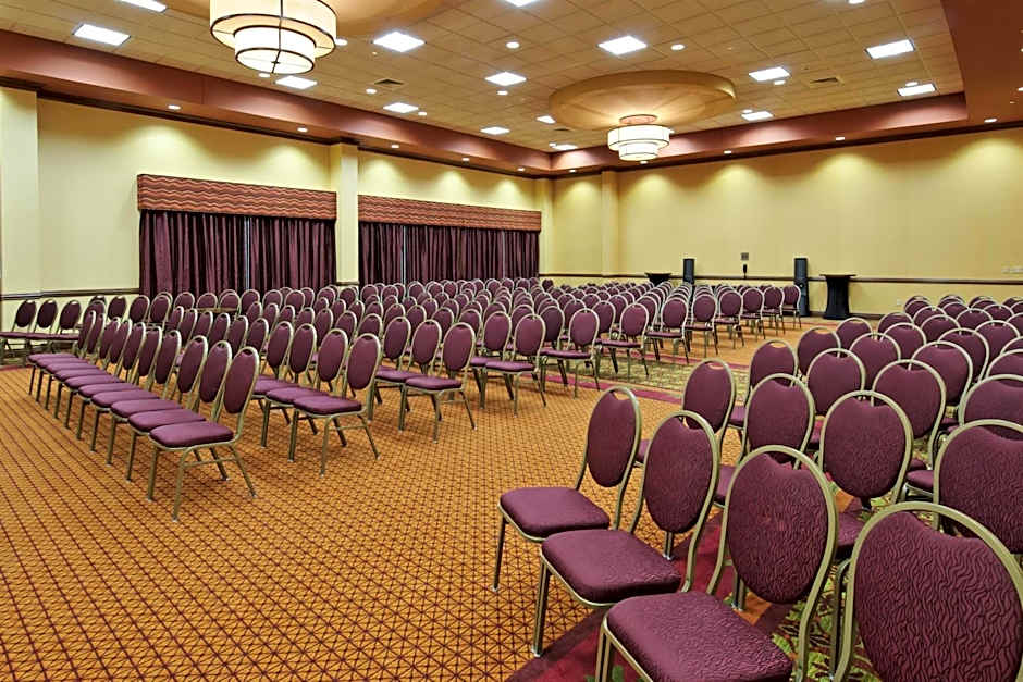Embassy Suites By Hilton Omaha-La Vista Hotel & Conference Center