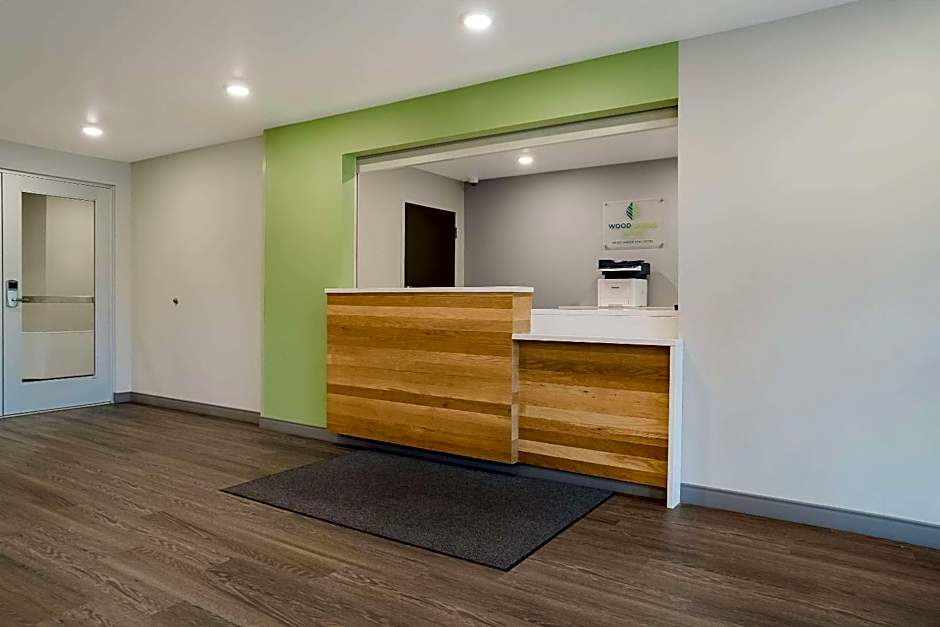 WoodSpring Suites Detroit Sterling Heights