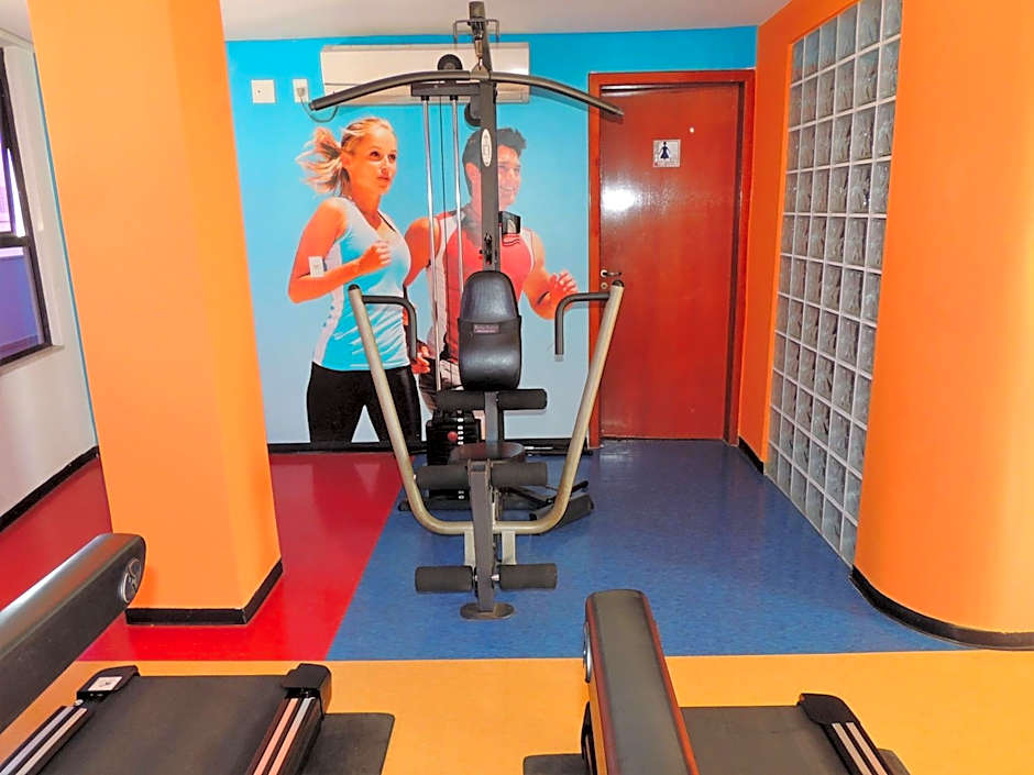 Mondrian Suite Hotel