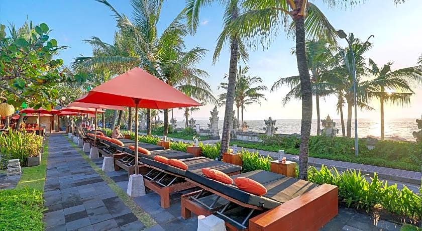 Legian Beach Hotel