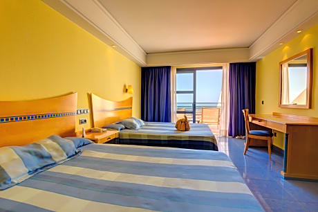 DOUBLE SEA VIEW 3 ADULTS