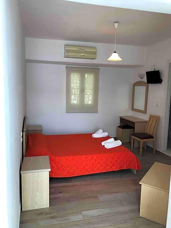 Agia Anna Beachfront Boutique