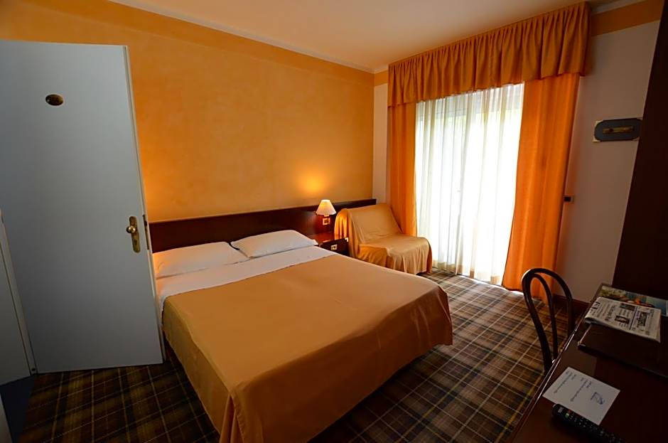 Hotel Astro
