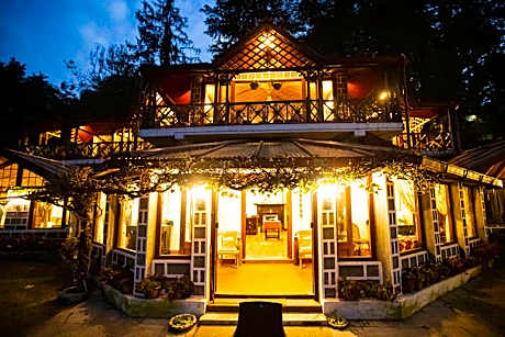 The Hive Cottage by Royal Collection Hotels 