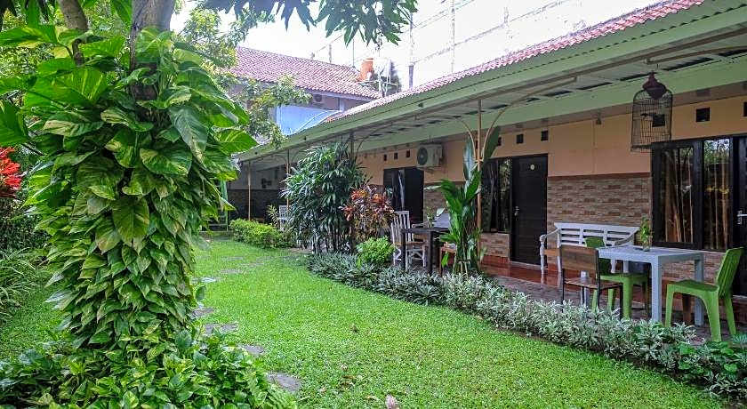 RedDoorz Syariah @ Colomadu 2