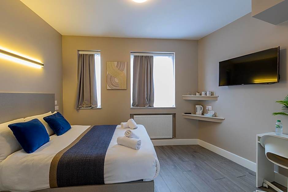 Paragraph Palmers Green - Tottenham Stadium