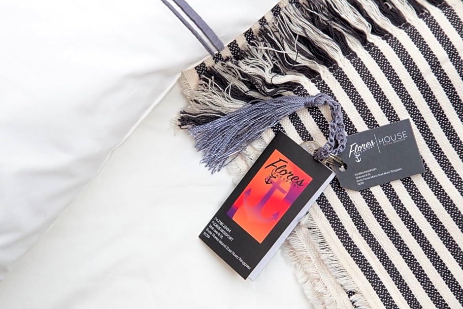 Flores Passport House