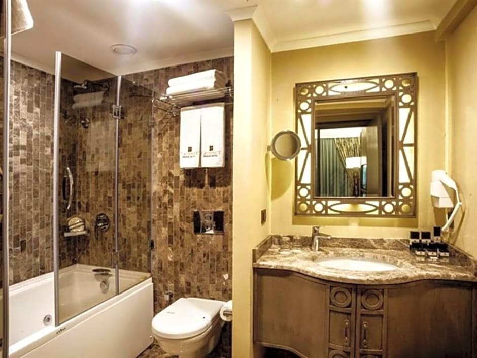 Cadence Design Hotel