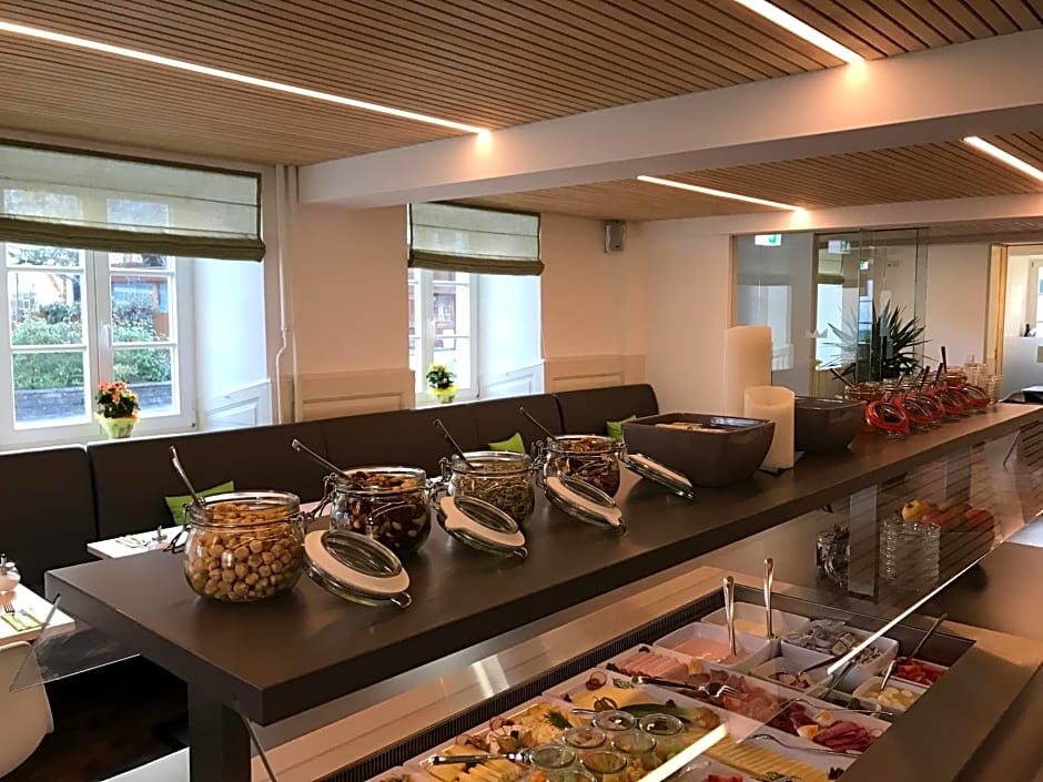 DIE KRONE - Hotel Garni