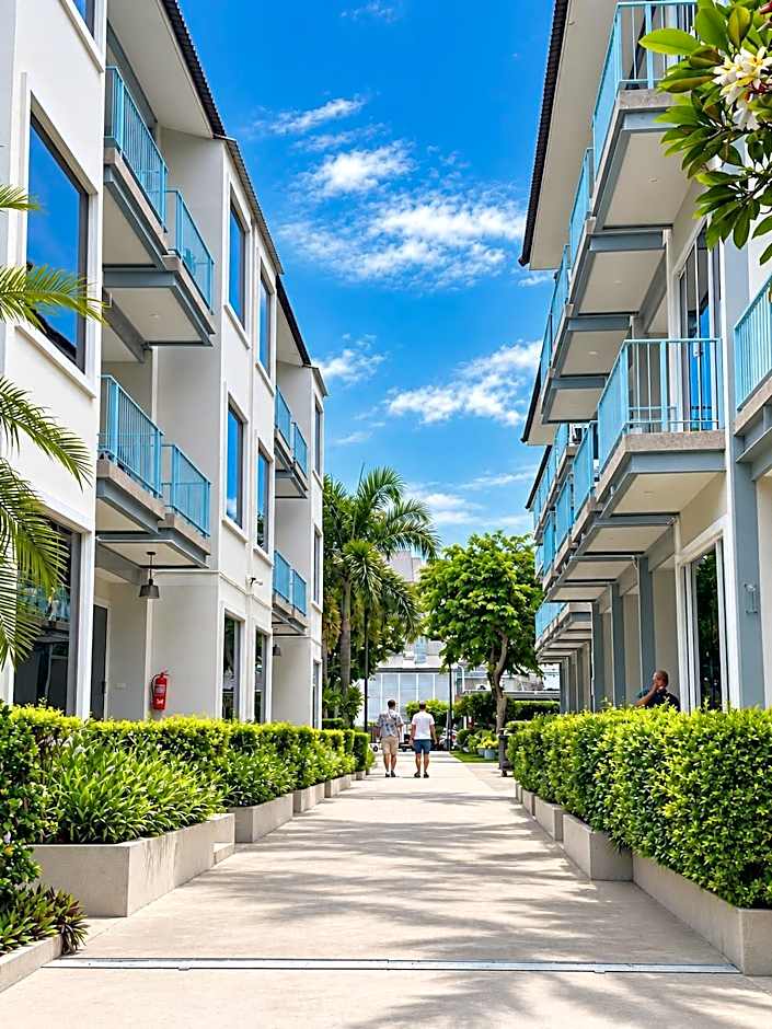 Combo Beach Hotel Samui