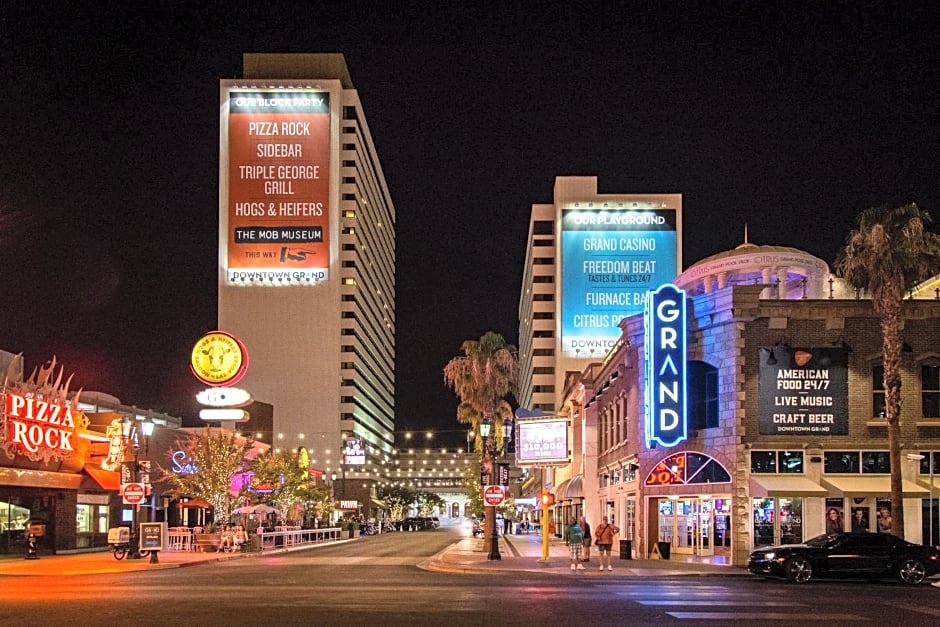 Downtown Grand Hotel & Casino
