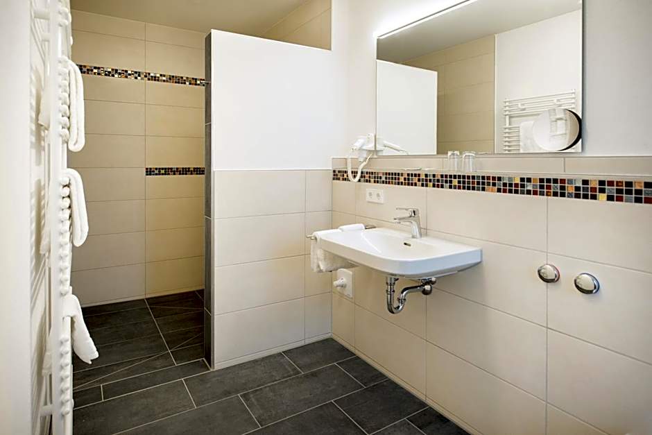 Gasthof Linde - Hotel Blum