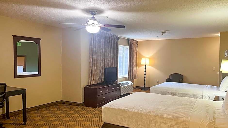 Studio 6 Chantilly VA Washington Dulles Airport