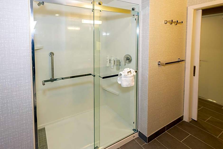 Hampton Inn Selma, CA