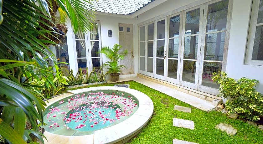 Artemis Villa & Hotel