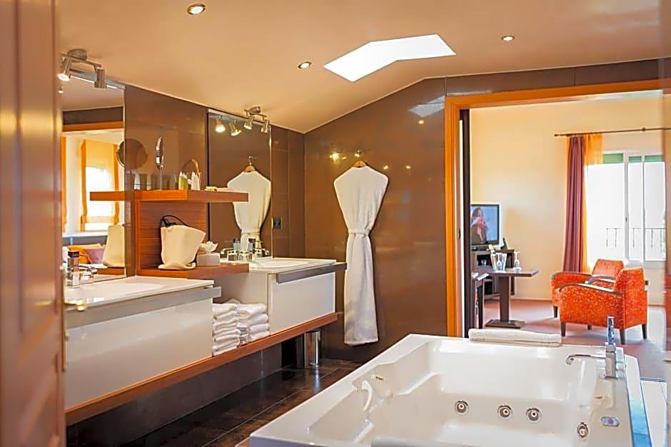 Palmyra Golf Hotel & Spa