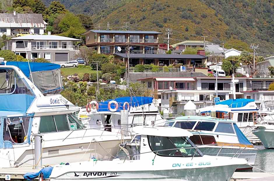 Harbour View Motel