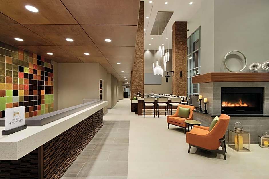 Hilton Garden Inn Calgary Downtown